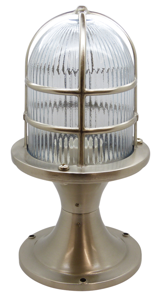 Wellington Grand Post Lantern