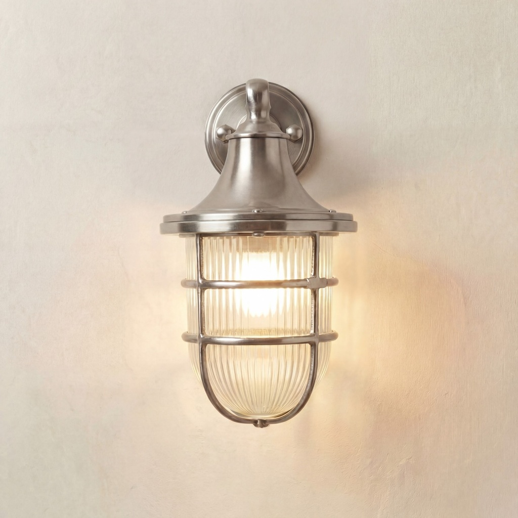 Grand Tiller Wall Lantern