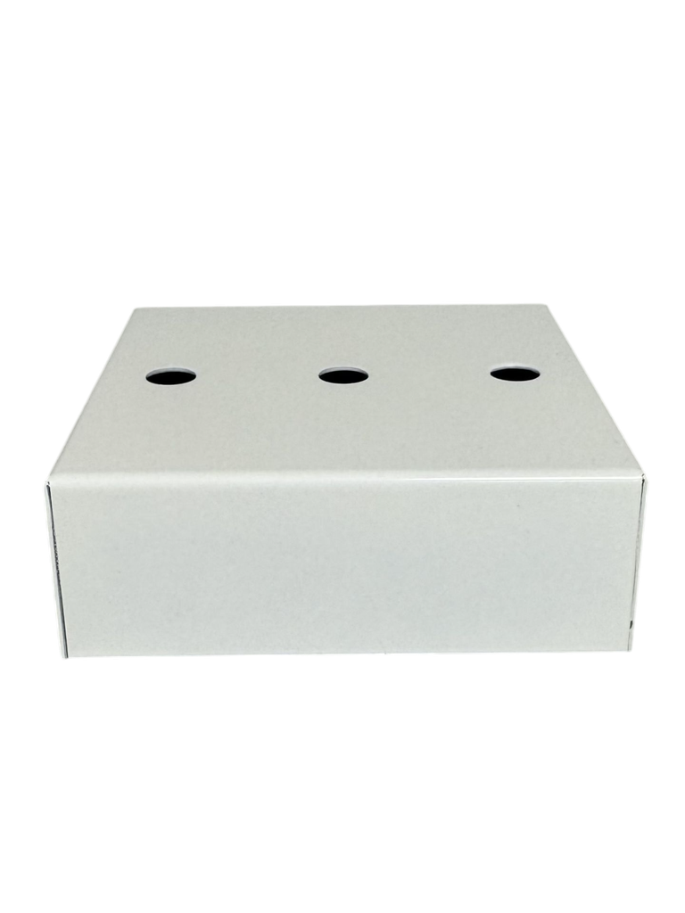 White Metal Ceiling Rose with 3 outlets - 100mm x 100mm x 35mm