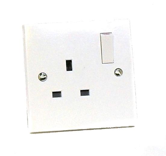 13A 1-Gang Switched Socket