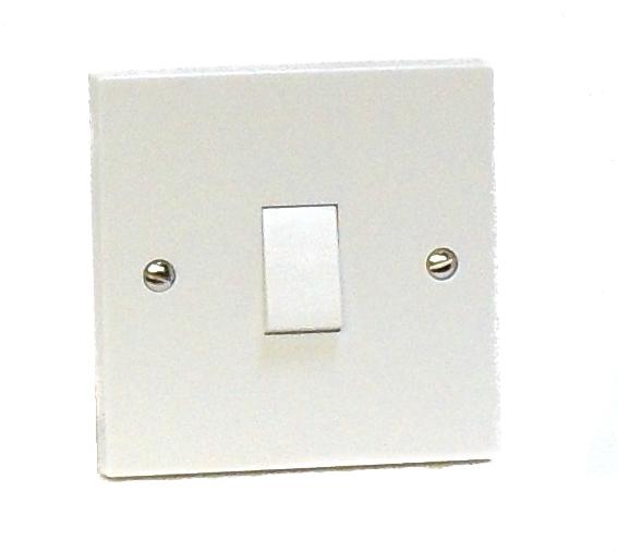 [02005] 1 Gang Light Switch